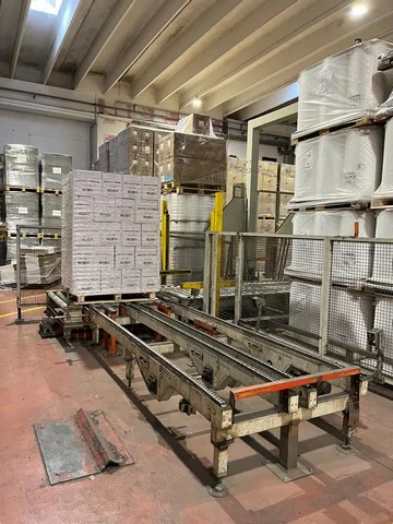 Used Robopac pallet wrapper photo 2