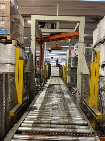 Used Robopac pallet wrapper photo 3