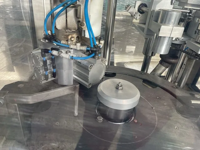 Used Capsuler Kematec 750 bph photo 2