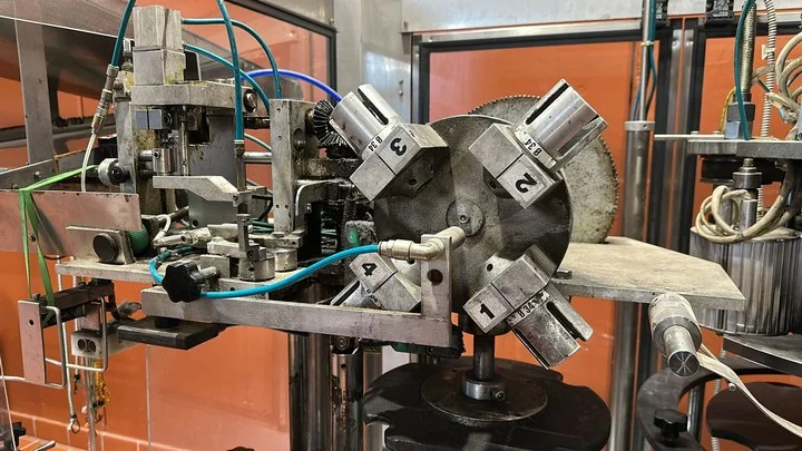 Used Nortan capsuling machine photo 4