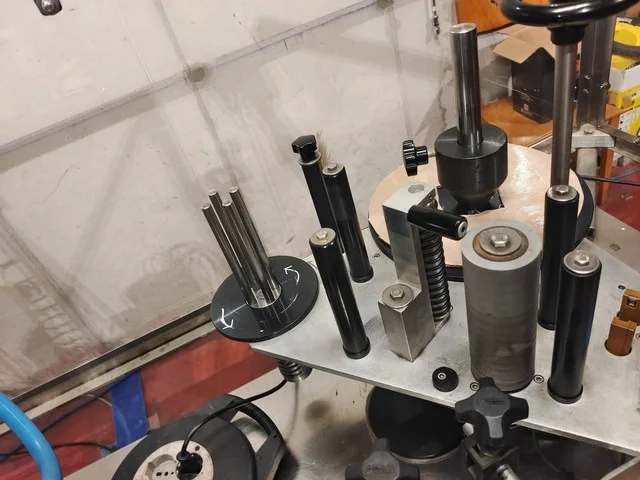 Used OMB capsuling machine photo 2