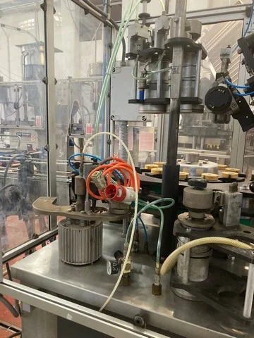 Used R&G capsuling machine photo 13