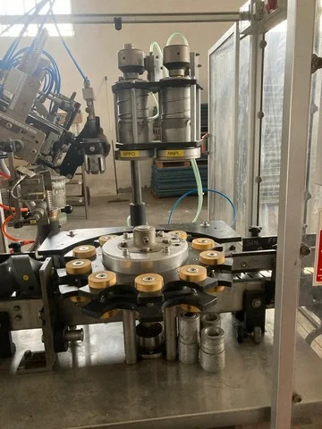 Used R&G capsuling machine photo 4