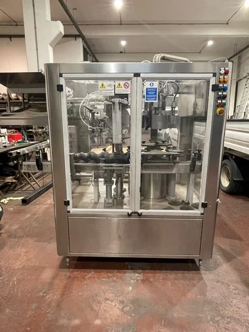 Omar capsuling machine