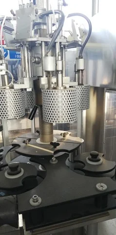 Used Omar capsuling machine photo 8