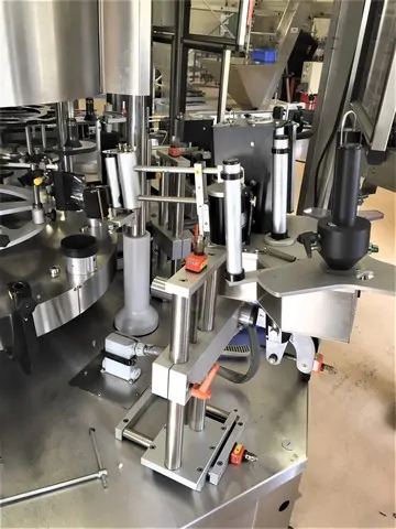 Used labeller Newtec adhesive 3.500 bph photo 4