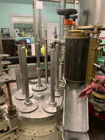Used labeller Cosmopack 4.000 bph photo 2