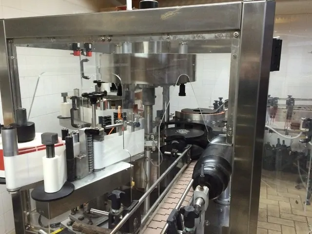 Used labeller OMB adhesive 2.000 bph photo 4