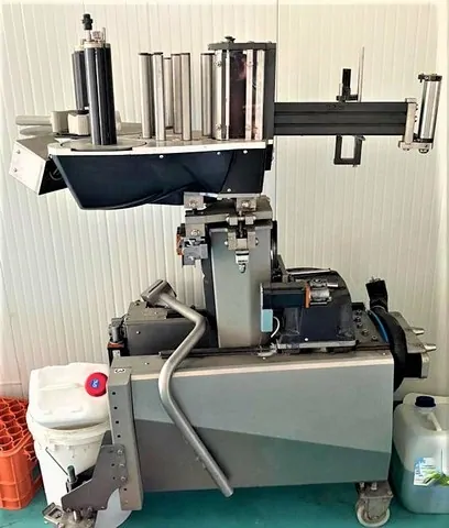 Used labeller Kube adhesive 18.000 bph photo 7