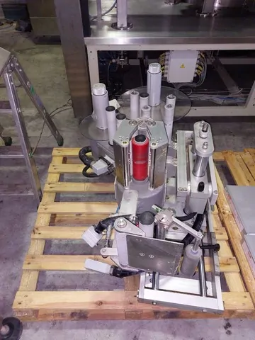 Used labeller Sacmi adhesive 12.000 bph photo 5