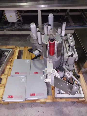 Used labeller Sacmi adhesive 12.000 bph photo 6