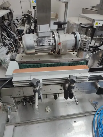 Used labeller Epackaging 4.500 bph photo 9