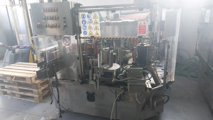labeller P.E. 7.000 bph — EA 614