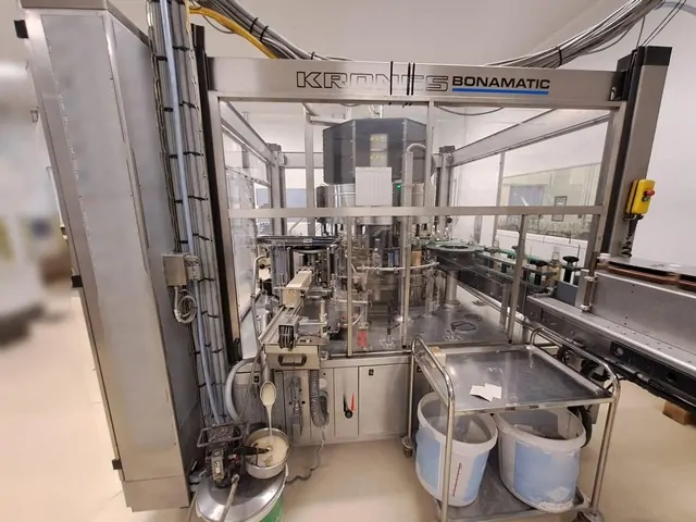Used labeller Krones Bonamatic adhesive photo 3