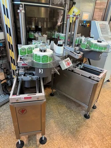 Used Labeller Sacmi Opera 300 adhesive photo 4