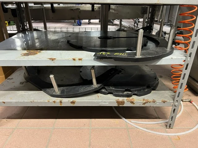 Used Makro Adhesive labeller photo 11