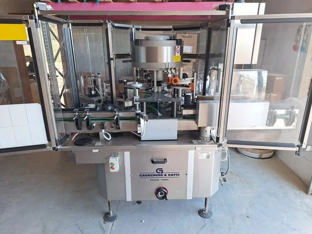 C&G adhesive labeller