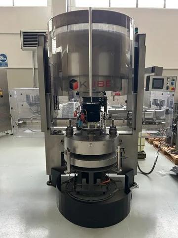 Used Kube adhesive and cold glue labeller photo 10