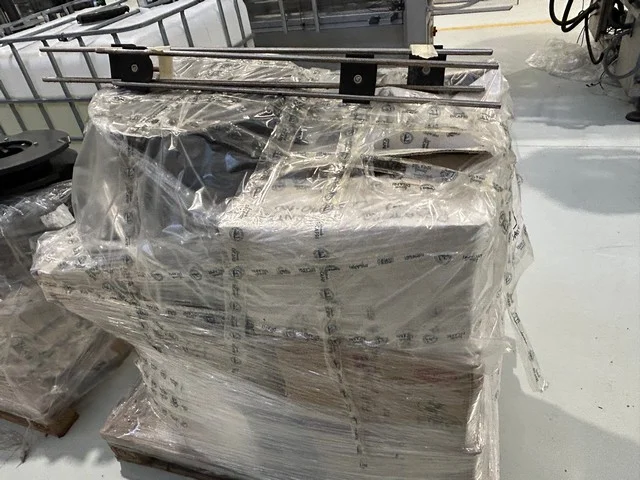 Used Kube adhesive and cold glue labeller photo 9
