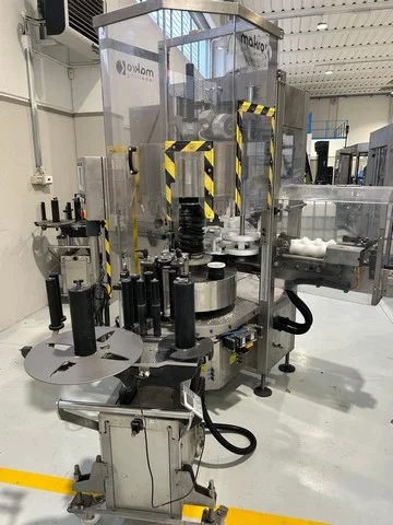 Makro adhesive labeller