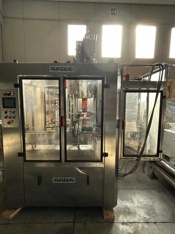 Nortan sleever machine