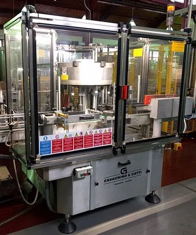 Used labeller Cavagnino&Gatti 4.000 bph photo 2