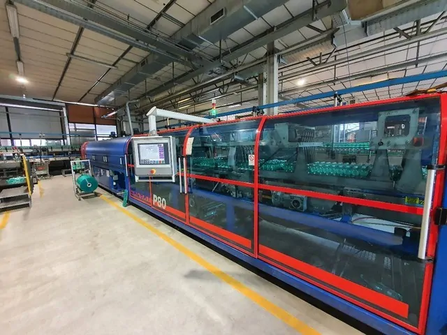 Used Shrink Wrapper Dimac Galaxy photo 3