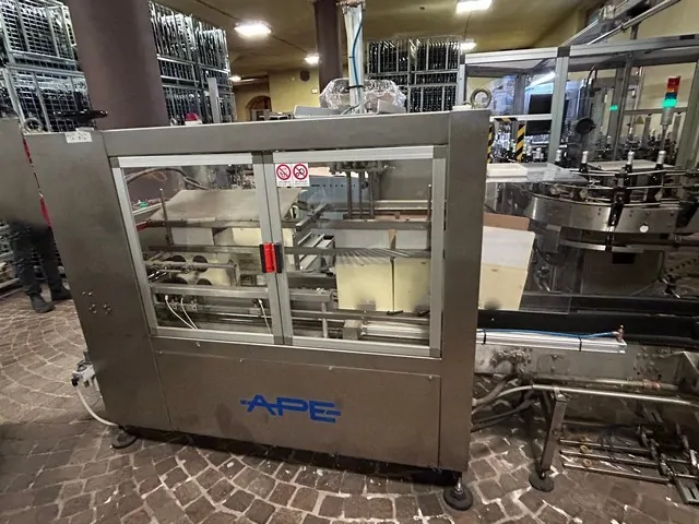 Used case Erector APE FORM 1200 HMA photo 5