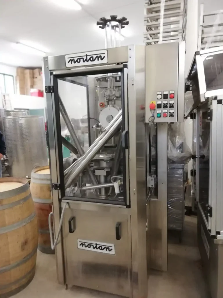 Wirehooder 2003 Nortan Minerva 108