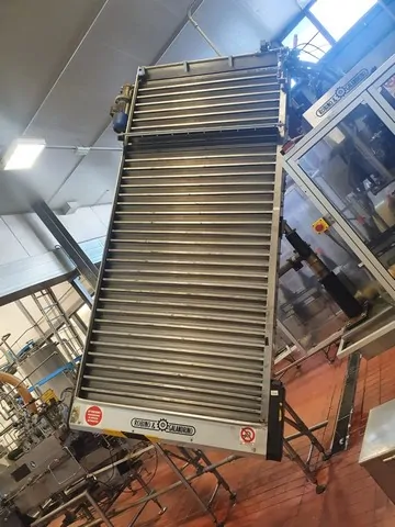 Used Wirehooder Robino&Galandrino 18.000 bph photo 4