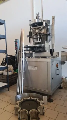 Used Wirehooder Siem 2.000 bph photo 9