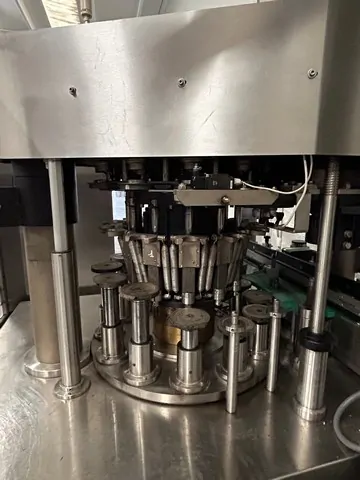 Used wirehooder Robino&Galandrino 14.000 bph photo 4