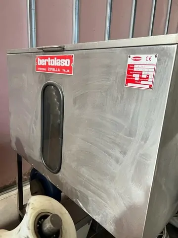 Used Caps Elevator Bertolaso A 900 photo 2