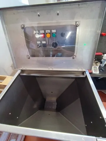 Used Caps Elevator CTECH Screw Caps photo 5