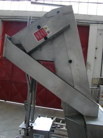 Elevatore tappi Neri Usato