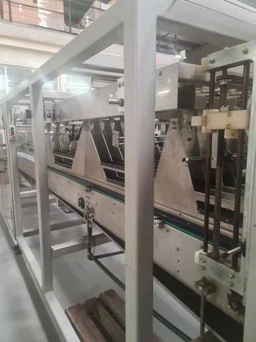 Used hot melt wrap Around Loeven photo 5