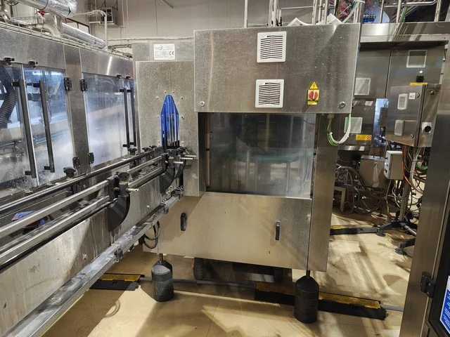 Used R&G bottle washer photo 2