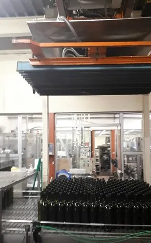 Used Complete Bottling Line Irundin still wine photo 3