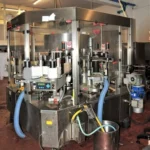Linea di imbottigliamento Ave usata per vino in contenitore di vetro — foto 18