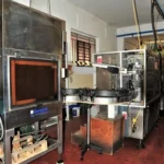 Linea di imbottigliamento Ave usata per vino in contenitore di vetro — foto 4