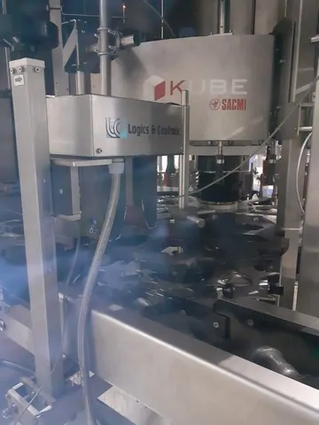 Used Complete Bottling Line MBF Still Wine photo 5