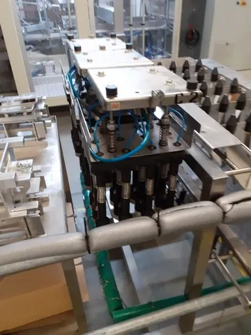 Used Complete Bottling Line MBF Still Wine photo 7