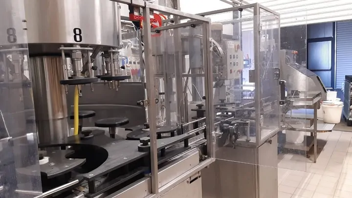 Used Complete Bottling Line 5 LT photo 2