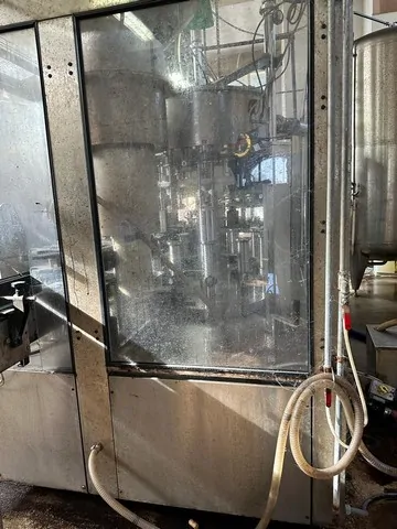 Linea di imbottigliamento per Vino Bertolaso Usata — NP 581