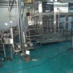 Linea di imbottigliamento PET 3.000 bph Usata — foto 4