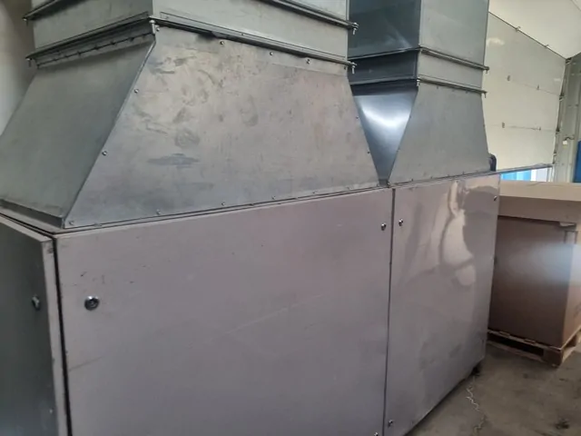 Used Complete Bottling Line PET 2 LT photo 4