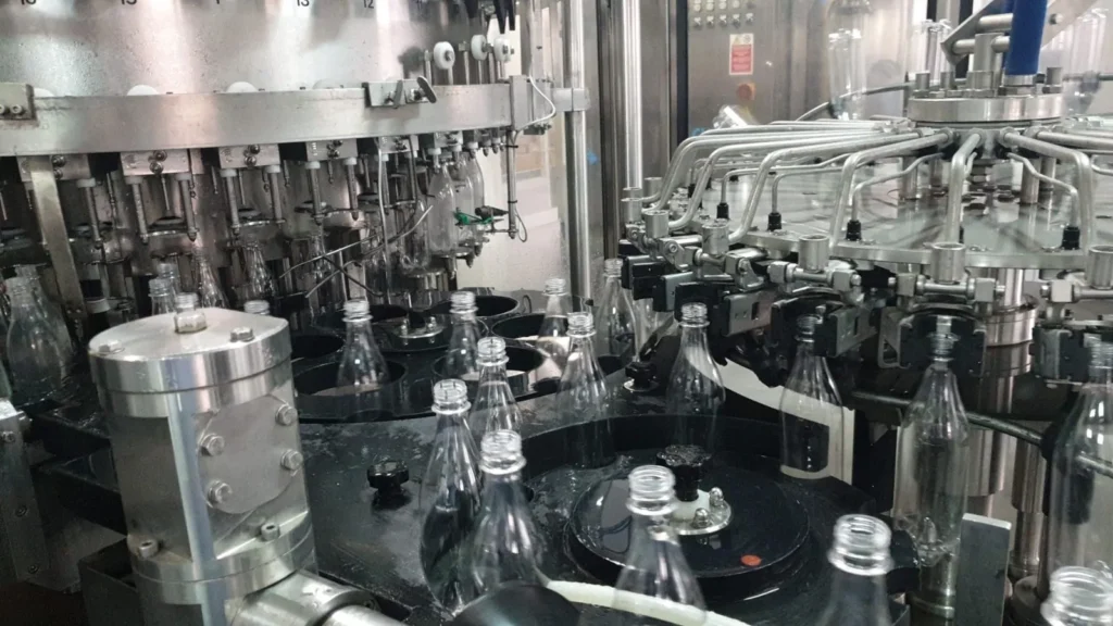 Complete Bottling Line PET 4.000 bph — NP 631
