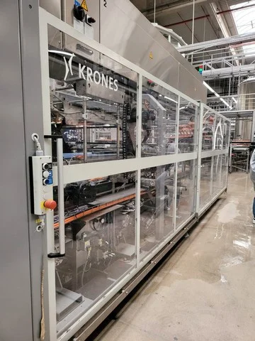 Used Krones PET aseptic filling line photo 7