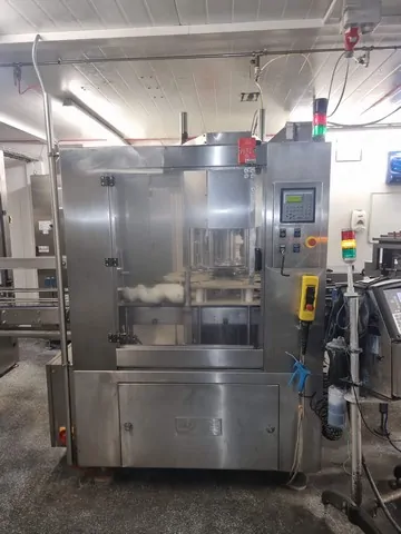 Used Kosme Complete PET Bottling Line photo 4