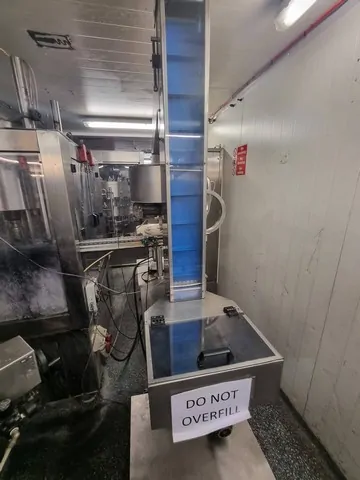 Used Kosme Complete PET Bottling Line photo 6